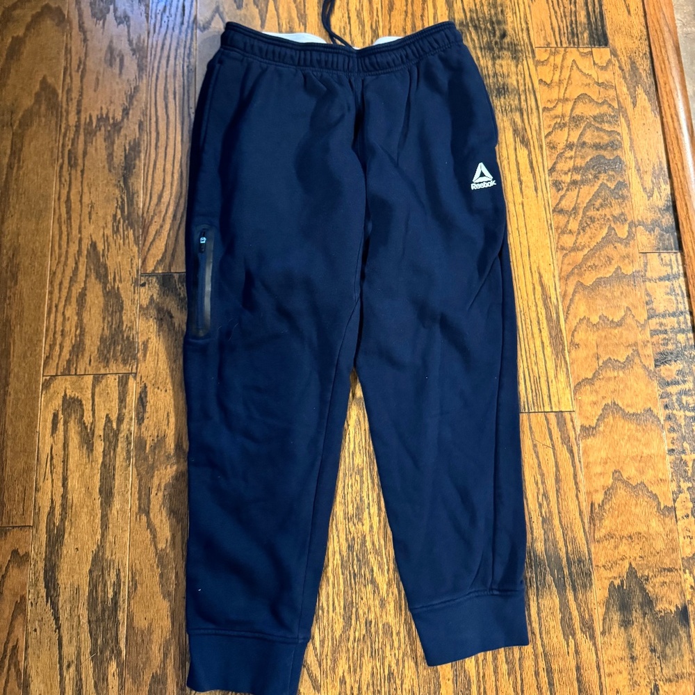 Men's Preowned Like New Reebok Size L Deep Navy Jogger Sweatpants